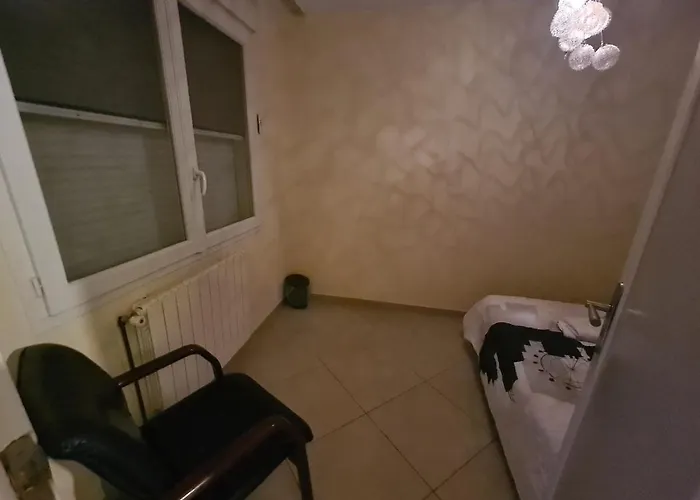 Large House Near Airport * Mérignac